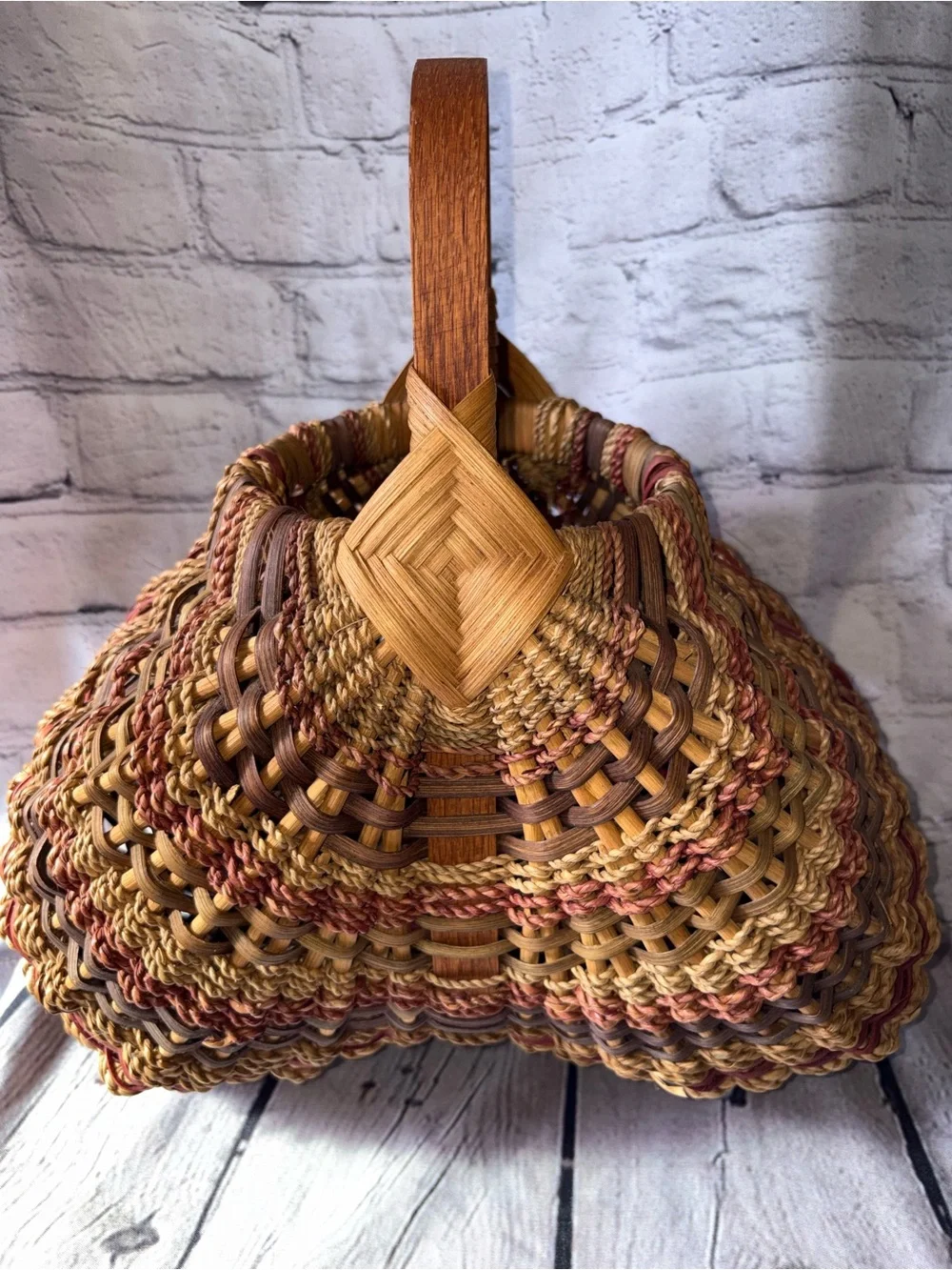 Harvest Egg Gathering Buttocks Butt Basket Bent Wood Handle Multicolored Vintage